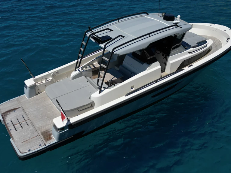 Motorboat rental with or without captain blue game Port d'Andratx
