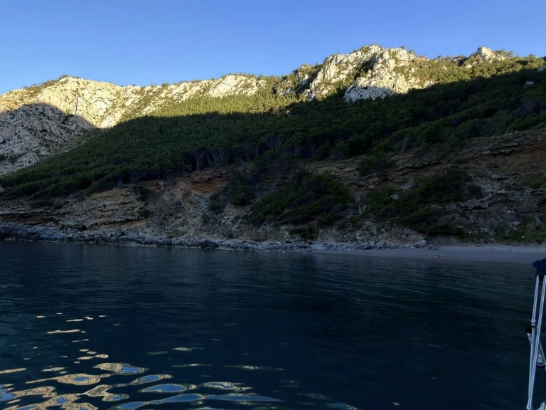 Bareboat Rental Motorboat Arkos with a boat licence