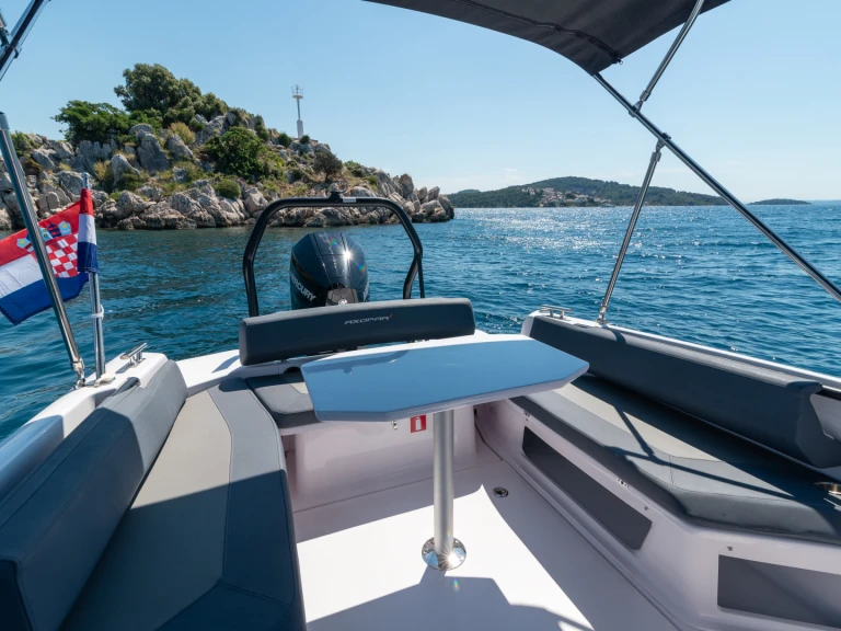 Motorboat rental in Trogir - Axopar 22 Spyder