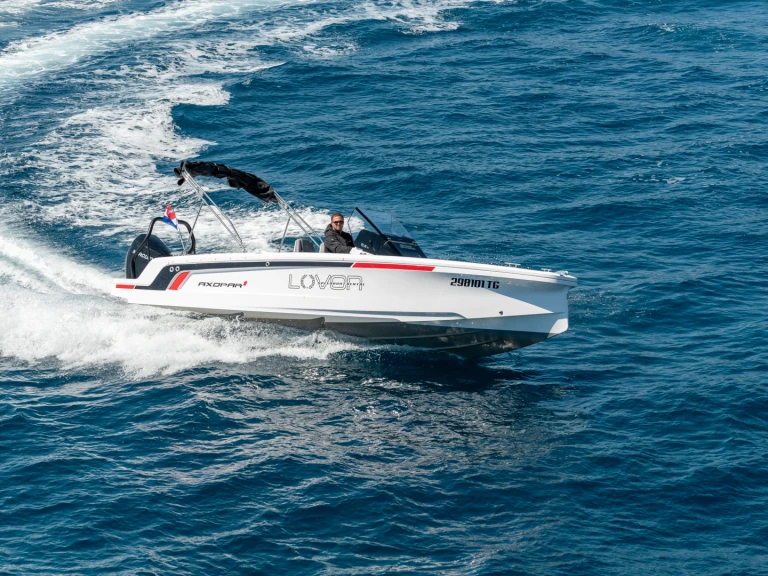 Rent a Axopar 22 Spyder Split