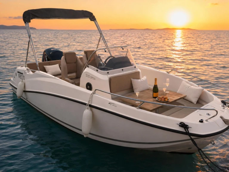 Boat rental Quicksilver Activ 555 Open in Saint-Laurent-du-Var on Samboat