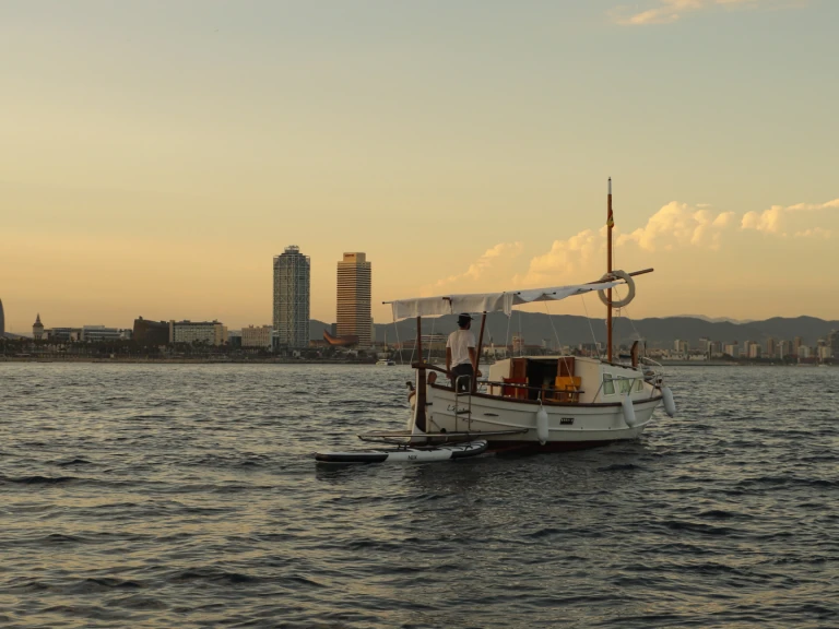 Bareboat Rental Motorboat Menorquin-Yachts with a boat licence