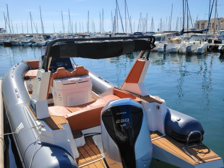 Tiger 750 TL in France on SamBoat