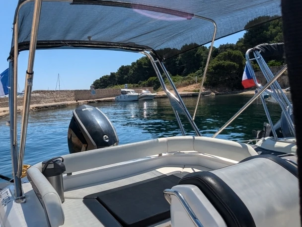 Yacht charter Mandelieu-la-Napoule cheap BSC 70 Sport