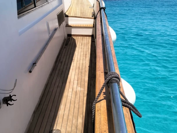 Boat rental DeCesari Shalimar IV in Trapani on Samboat
