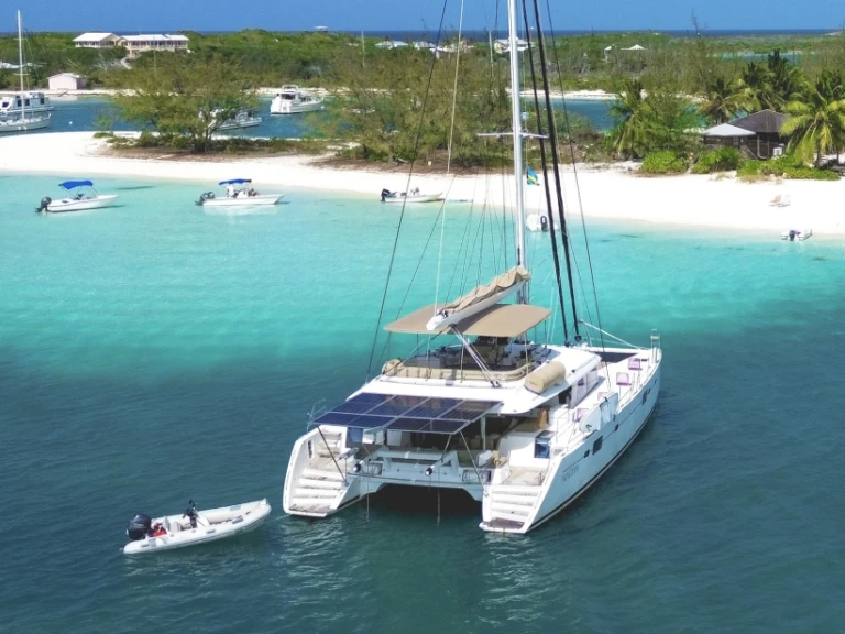 Leopard Leopard 47 in Staniel Cay on SamBoat