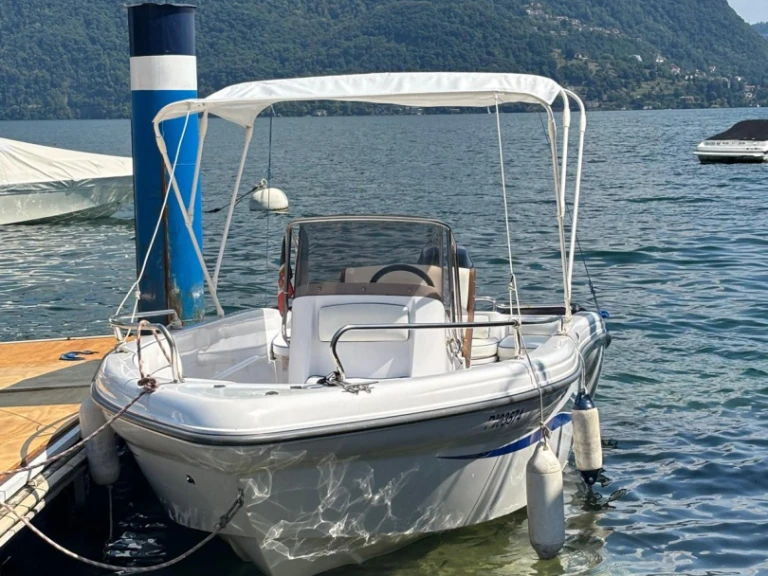 Motorboat for rent Ghiffa at the best price