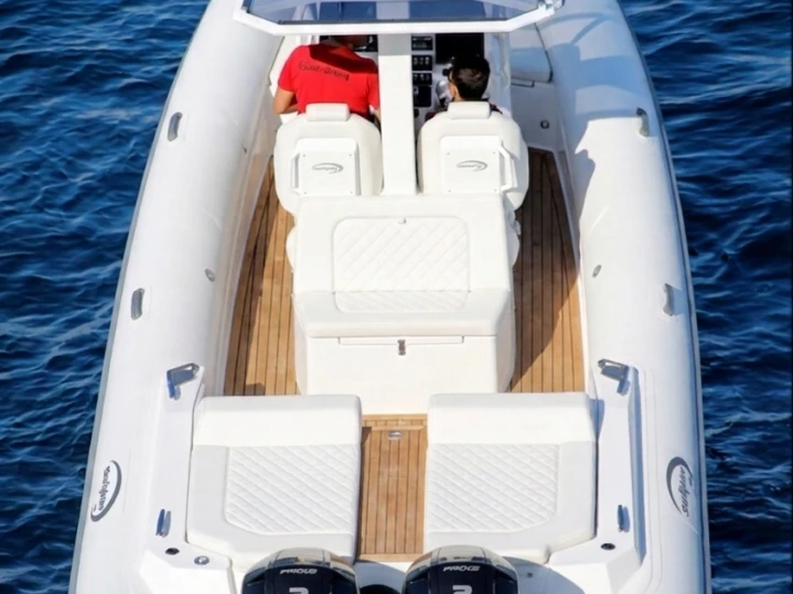 Boat rental Seafighter T30 in Zakynthos on Samboat
