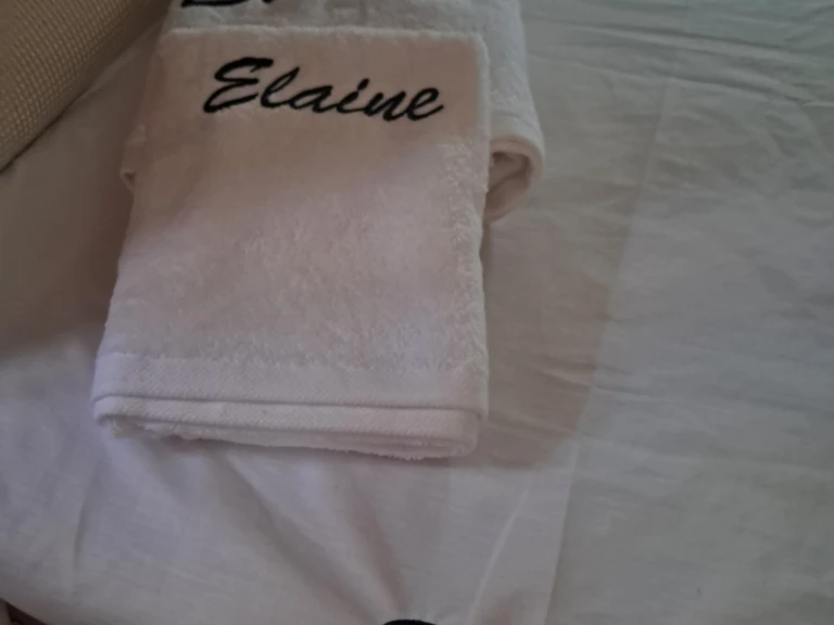 Rent a Sealine Sealine S38 Rhodes (City)
