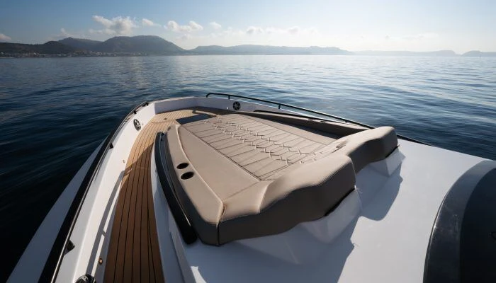 Motorboat rental in Poltu Quatu - Salpa Salpa Soleil 52