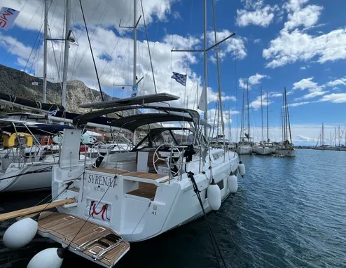 Sailboat rental with or without captain Dufour Pálairos