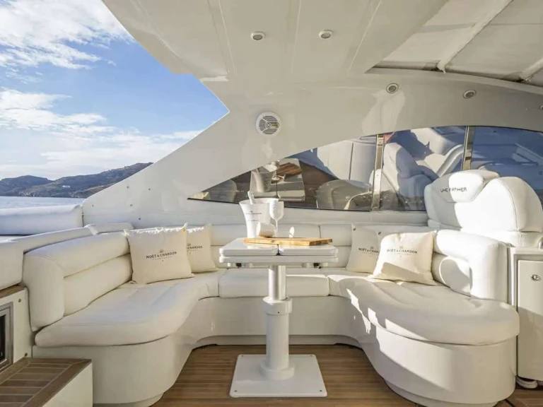 Pershing LA KOUPETI in Kalo Livadi on SamBoat