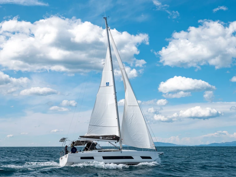 Sailboat rental in Piombino - Dufour Dufour 41