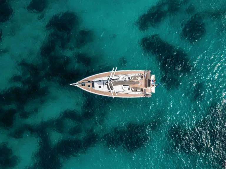 Bareboat Rental Sailboat Dufour with a boat licence