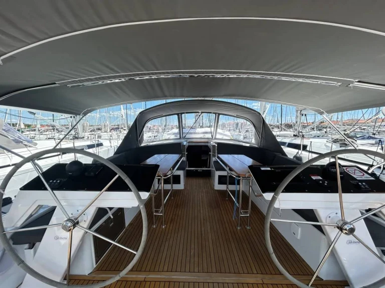 Sailboat rental in Biograd na Moru - Hanse Hanse 460