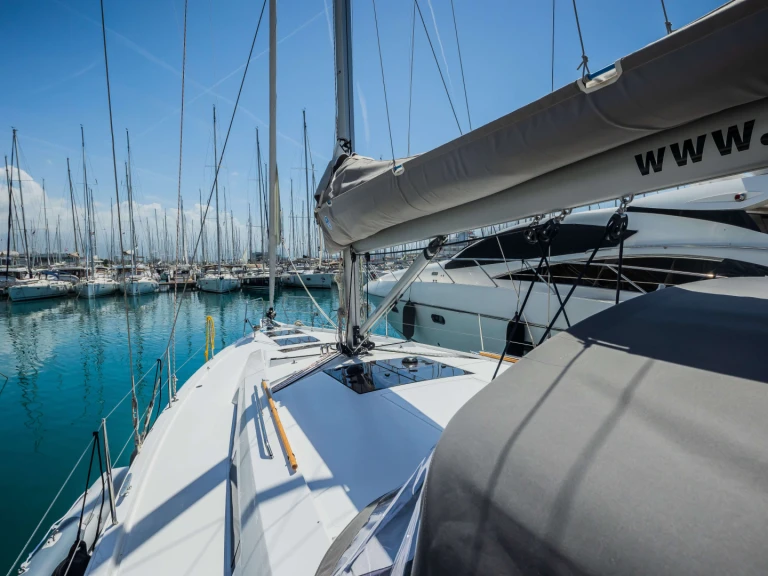 Boat rental Hanse Hanse 460 in Biograd na Moru on Samboat