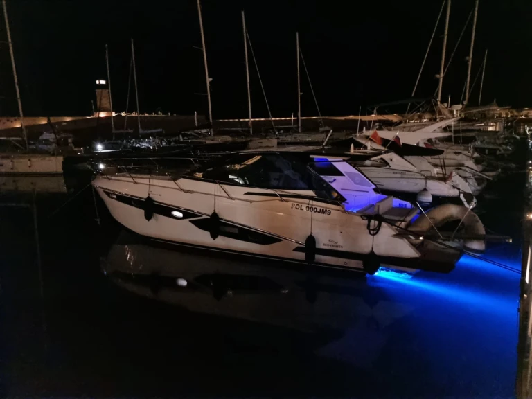 Boat rental Rio Yachts Parana 38 in Šibenik on Samboat