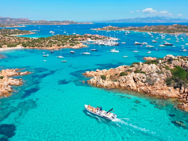 Rent a Joker Boat Clubman 26 Porto Cervo