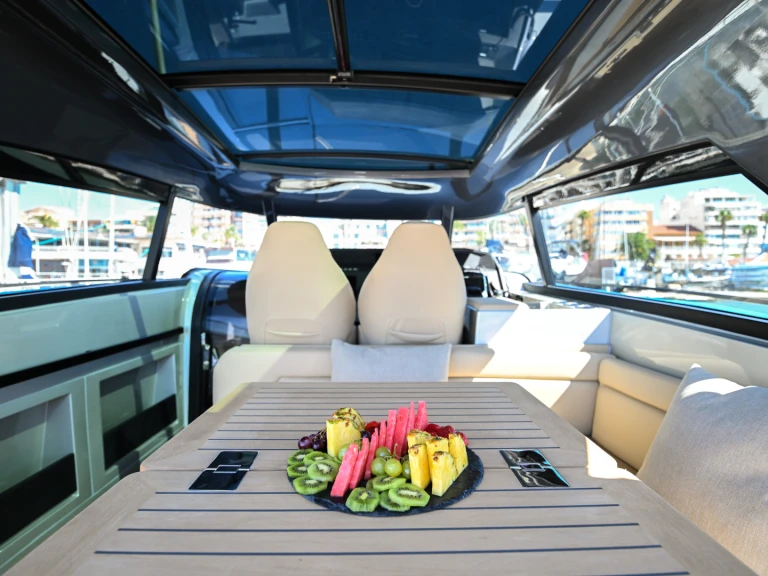 Focus 3X in Ibiza Town on SamBoat