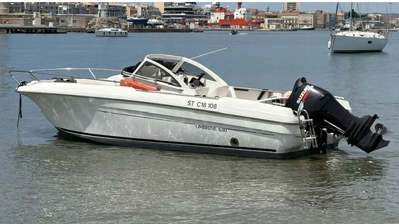Rent a Bénéteau Ombrine 630 Sète