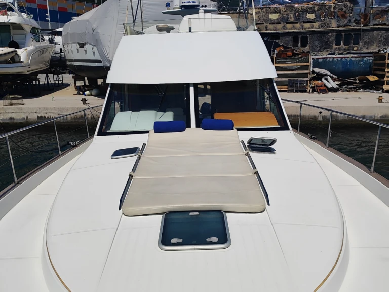Boat rental Bénéteau Antares 13.80 in Tivat on Samboat