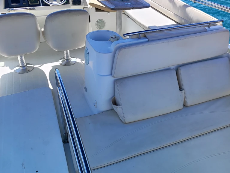 Motorboat rental with or without captain Bénéteau Tivat