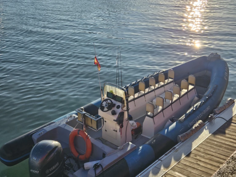 Yacht charter Cádiz cheap 755