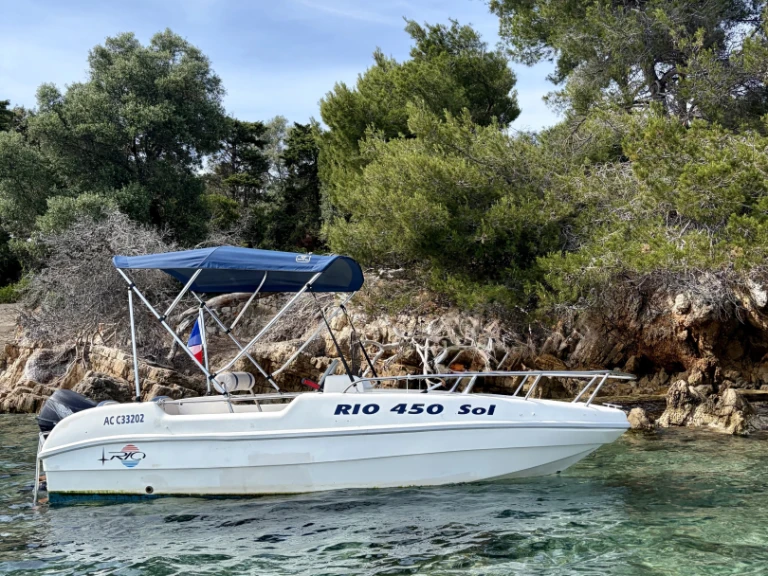 Motorboat rental with or without captain Rio Mandelieu-la-Napoule