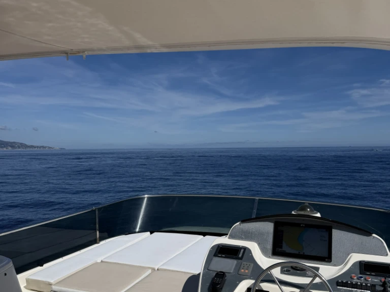 Luxury Yacht for rent Marina Baie des Anges, France at the best price