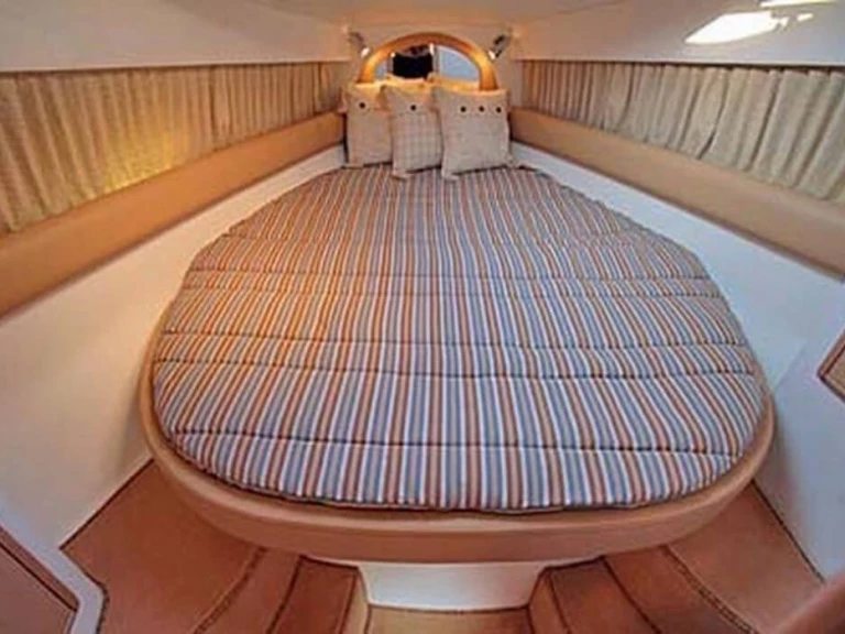 Motorboat rental in Lagos - Airon 345