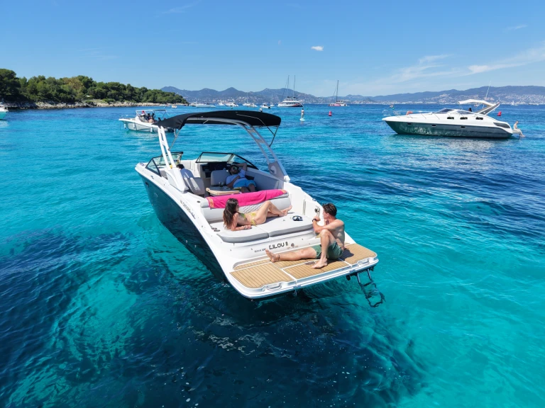 Motorboat for rent Port La Napoule at the best price