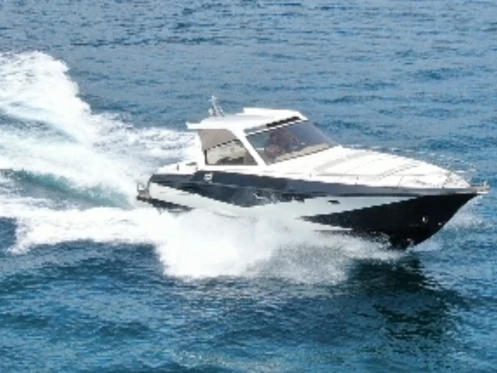 Rent a Ferretti Altura 39 Salerno