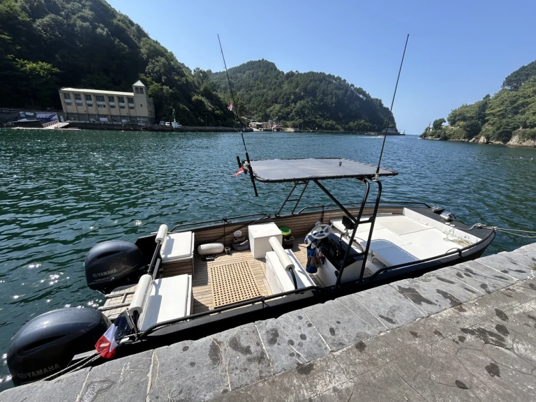 Motorboat rental in Hendaye - Pita Yacht Catamaran One Off