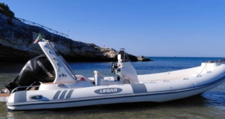 Legar Legar 6.70 charter bareboat or captained in  Vieste