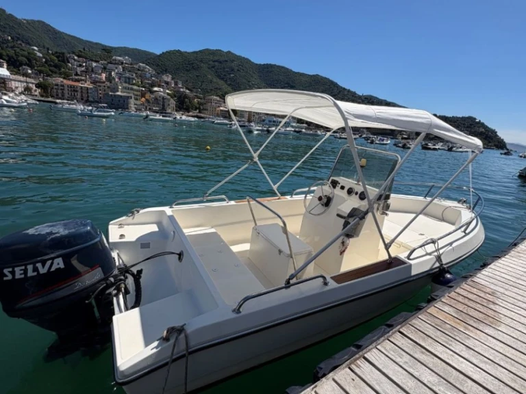Motorboat rental in Porto Turistico Internazionale Di Rapallo - Capelli Cap16