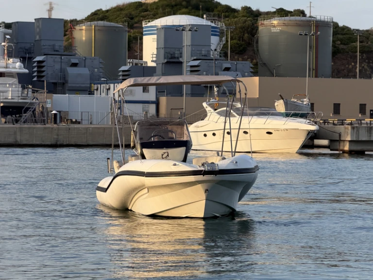 Yacht charter Marina deportiva de Menorca cheap NZ= 600
