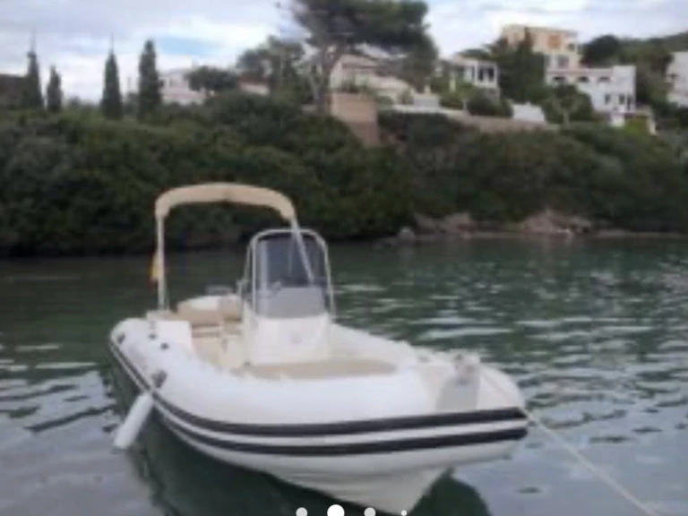 Boat rental Capelli Tempest 600 in Marina deportiva de Menorca on Samboat