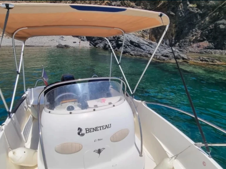 Motorboat rental with or without captain Bénéteau Argelès-sur-Mer