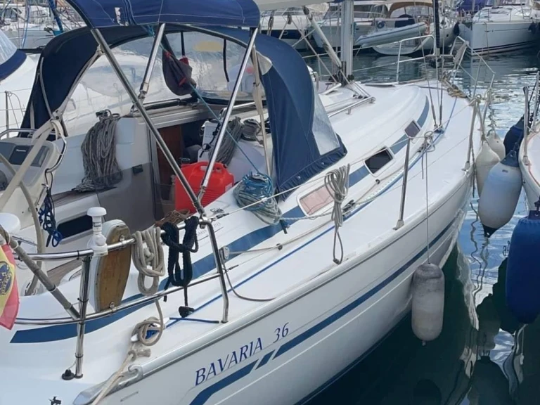 Rent a Bavaria Bavaria 36 Cruiser Arrecife