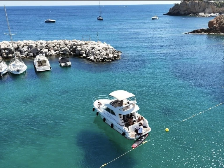 Jeanneau Prestige 36 in Marseille on SamBoat