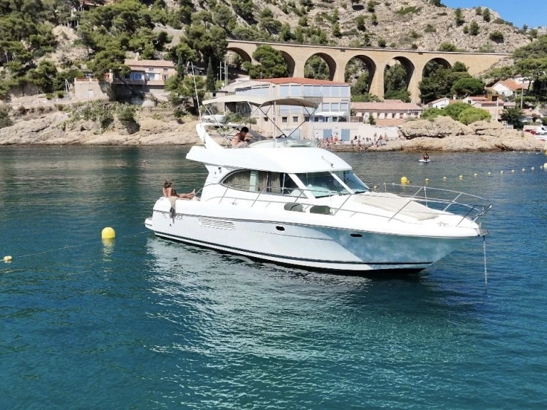 Rent a Jeanneau Prestige 36 Marseille