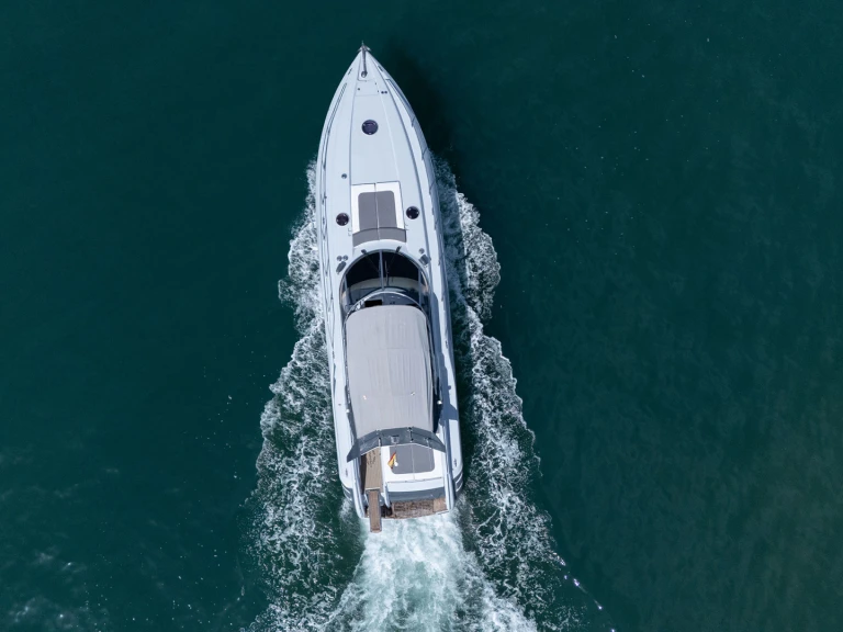 Luxury Yacht for rent Spain at the best price