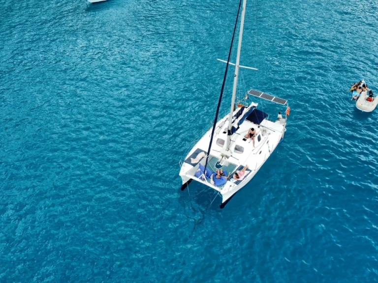 Yacht charter Es Jondal cheap 32