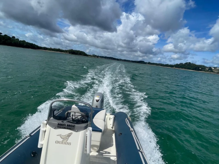 Motorboat for rent Paimpol at the best price