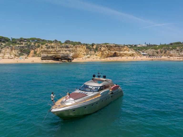 Boat rental Princess Princess V65 in Vilamoura on Samboat