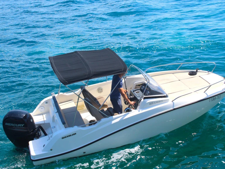 Quicksilver Quicksilver 605 Sundeck charter bareboat or captained in  Cannes