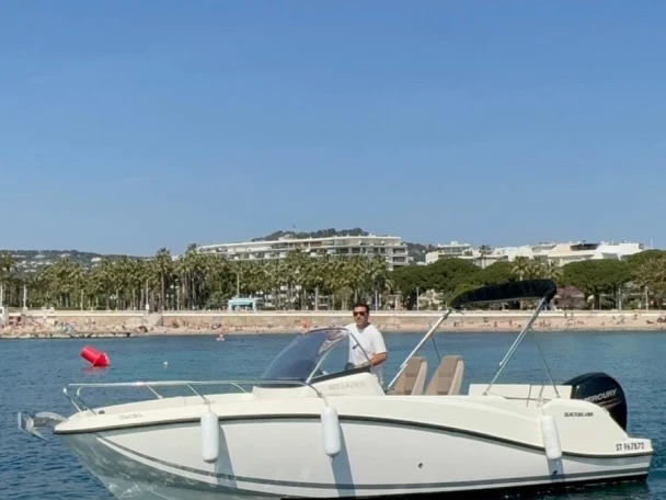 Quicksilver Quicksilver 605 Sundeck in Cannes on SamBoat