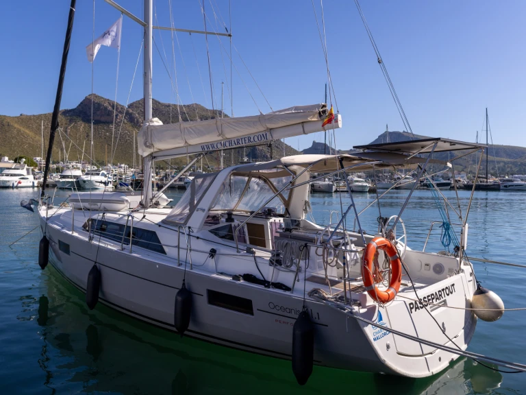 Bénéteau Oceanis 41.1 Perfomance in Port de Pollença on SamBoat