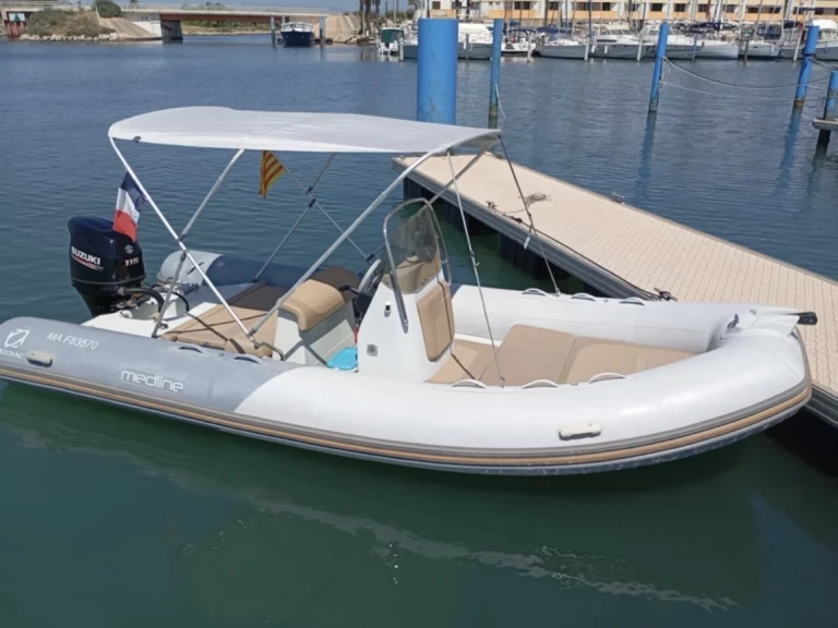 RIB rental in Antibes - Zodiac Medline 580