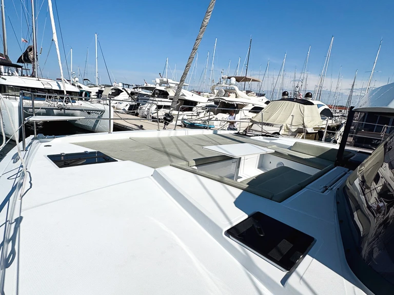 Catamaran for rent Pirovac at the best price